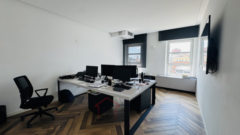 PADOVA - LARGO EUROPA: Appartamento piano alto con vista - https://images.gestionaleimmobiliare.it/foto/annunci/250731/4608381/800x800/002__img_5203_wmk_0.jpg 