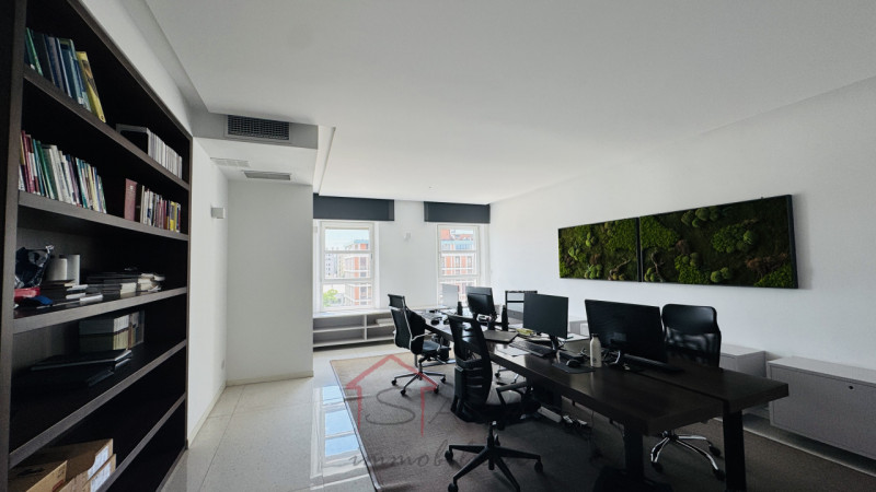 PADOVA - LARGO EUROPA: Appartamento piano alto con vista - https://images.gestionaleimmobiliare.it/foto/annunci/250731/4608381/800x800/011__img_5209_wmk_0.jpg 