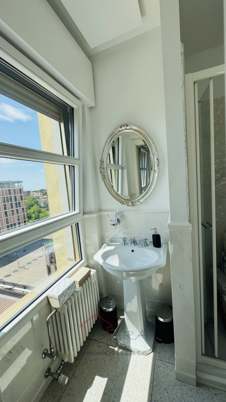 PADOVA - LARGO EUROPA: Appartamento piano alto con vista - https://images.gestionaleimmobiliare.it/foto/annunci/250731/4608381/800x800/016__img_5217_wmk_0.jpg 