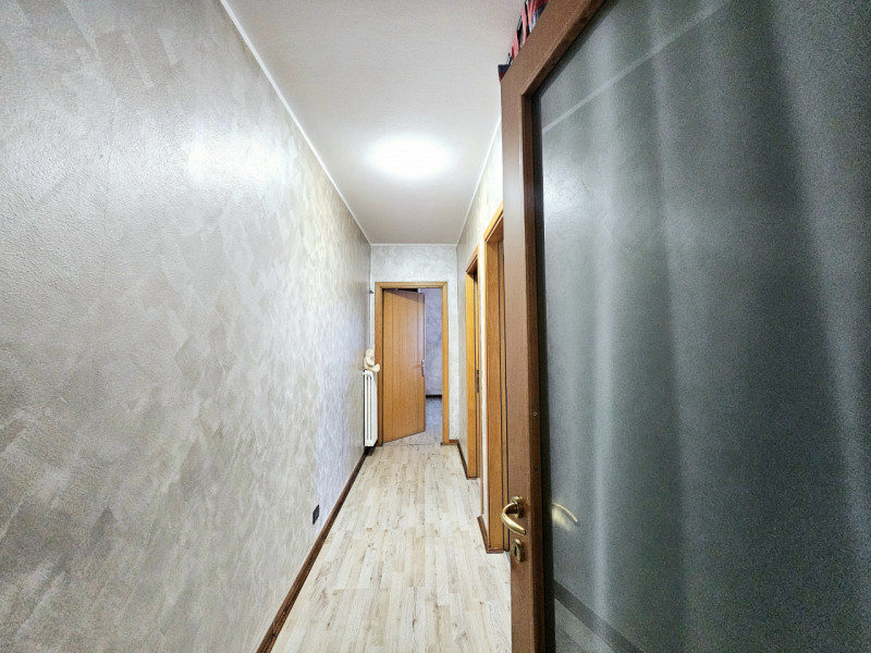 Proponiamo in vendita a Borgo Veneto, località Megliadino San Fidenzio, appartamento al primo pia...