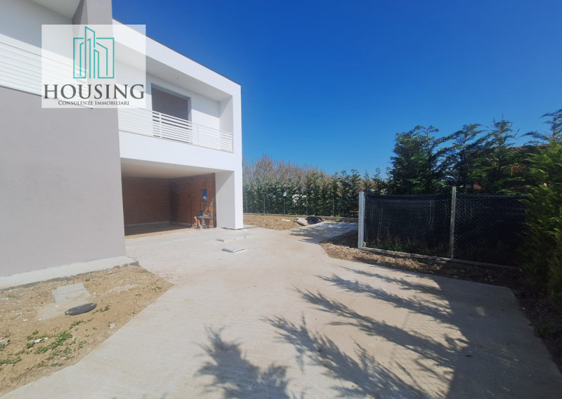 Quartiere San Lorenzo, Abano Terme, proponiamo una nuova casa singola, attualmente al grezzo perm...