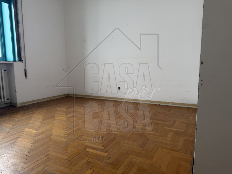 Hai mai sognato di possedere un pezzo della storica città di Padova? Questa è la tua occasione! T...