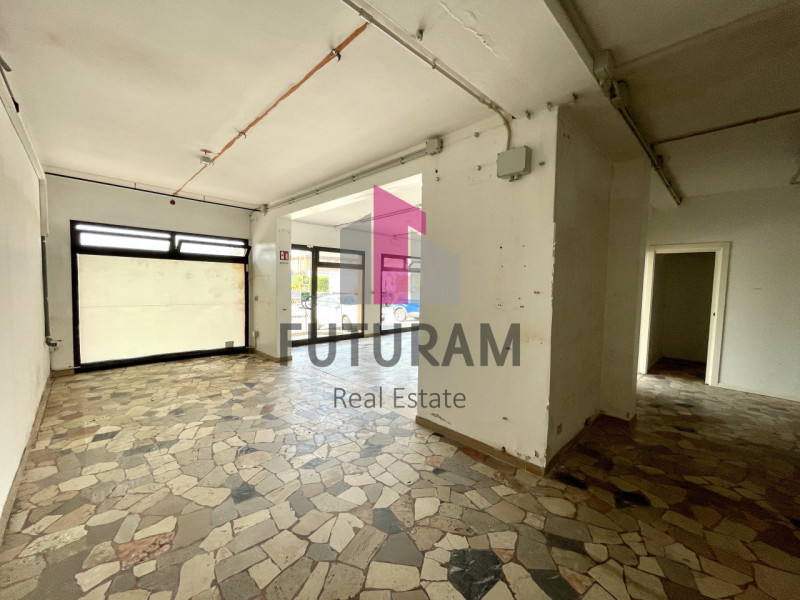 RIF:  068.1NM -  VIGONOVO (VE)  -  PER INFO 0444/310220

Propongo in vendita un capannone con neg...