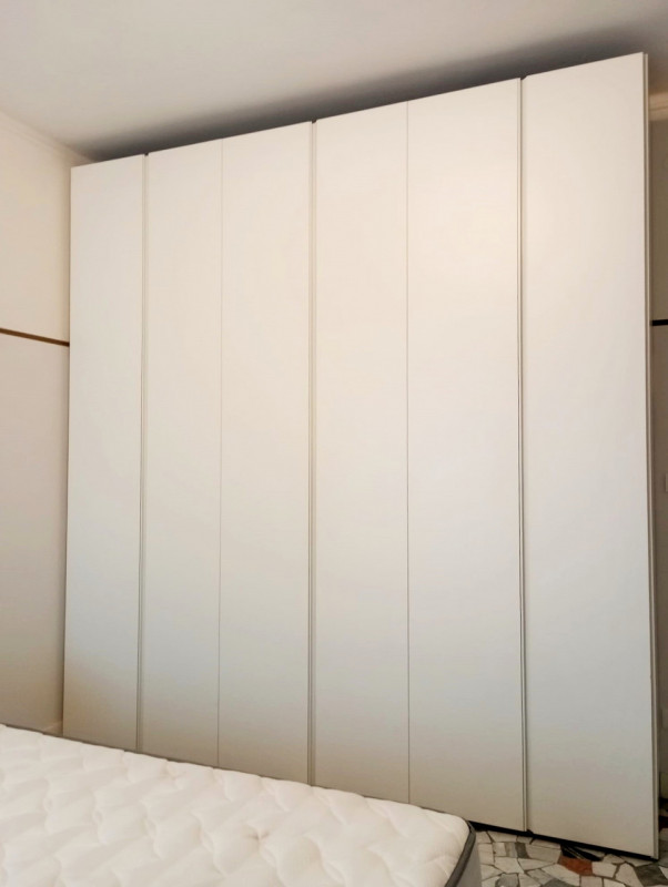 VICENZA, IN POSIZIONE ADIACENTE AL CENTRO STORICO: AFFITTASI BICAMERE BISERVIZI + STUDIO CON GIAR...