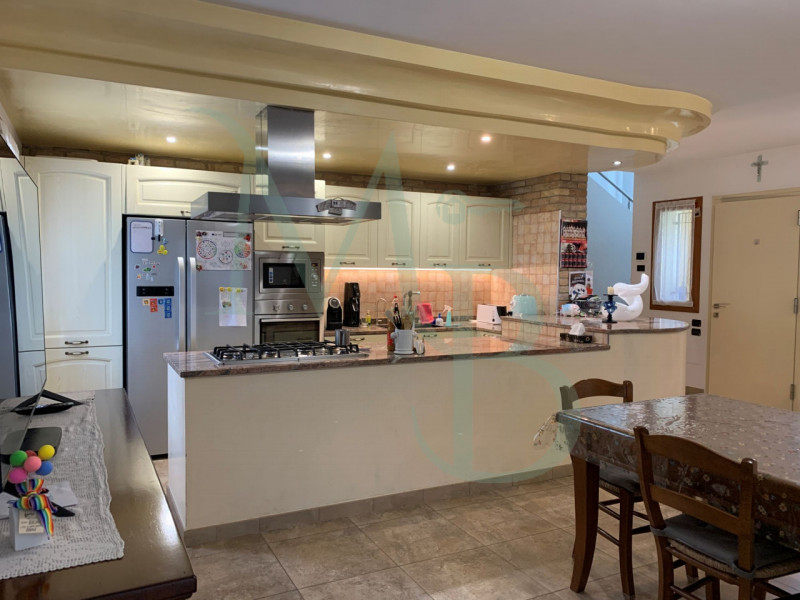 VIGONZA (PD): Immobiliare MB è lieta di presentare, in esclusiva, nella zona residenziale di Vigo...