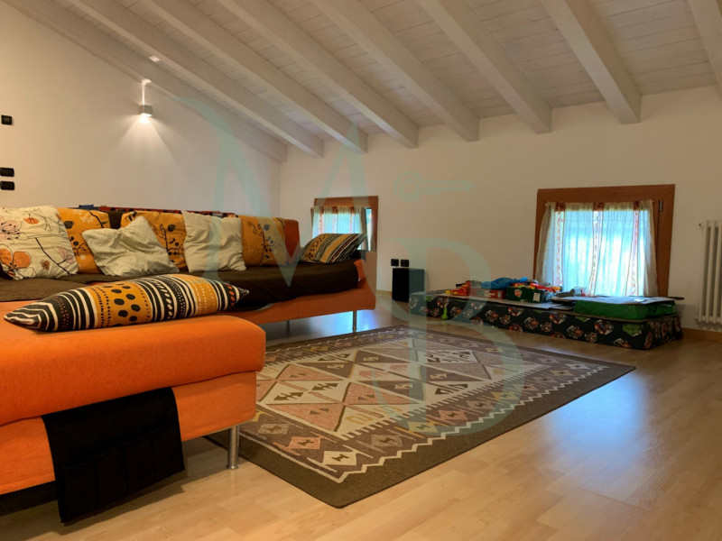 VIGONZA (PD): Immobiliare MB è lieta di presentare, in esclusiva, nella zona residenziale di Vigo...