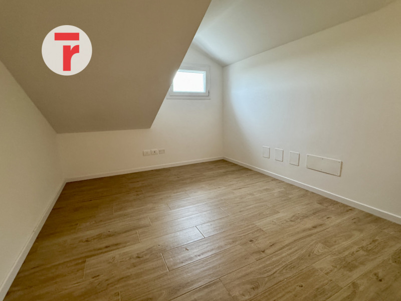 TORRE - Zona a due passi dall'argine. Comodo a tangenziali e ai servizi di Torre, Mortise e Ponte...