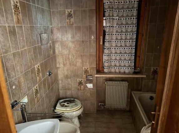 RIF. A.A.74-24
                                                                                  ...