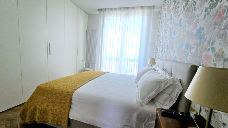 Nel cuore del Centro Storico, all’interno di uno dei palazzi più antichi e prestigiosi della citt...