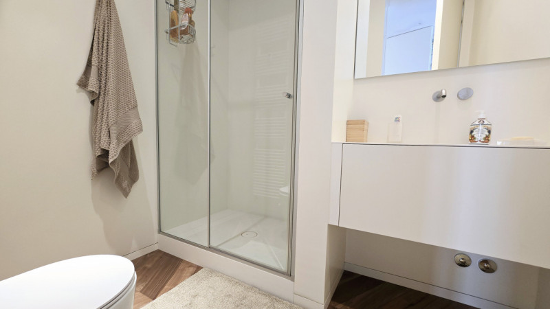 Nel cuore del Centro Storico, all’interno di uno dei palazzi più antichi e prestigiosi della citt...