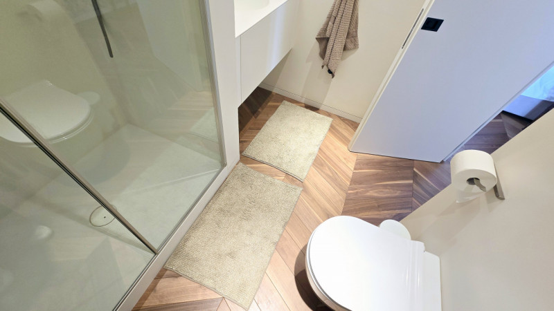 Nel cuore del Centro Storico, all’interno di uno dei palazzi più antichi e prestigiosi della citt...