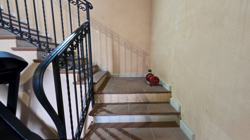 Proponiamo in vendita a Saletto di Borgo veneto un'affascinante villa dallo stile senza tempo, ca...