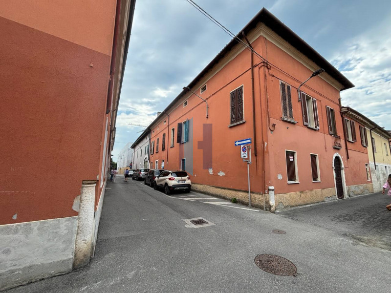 Pontevico Vendita Palazzo