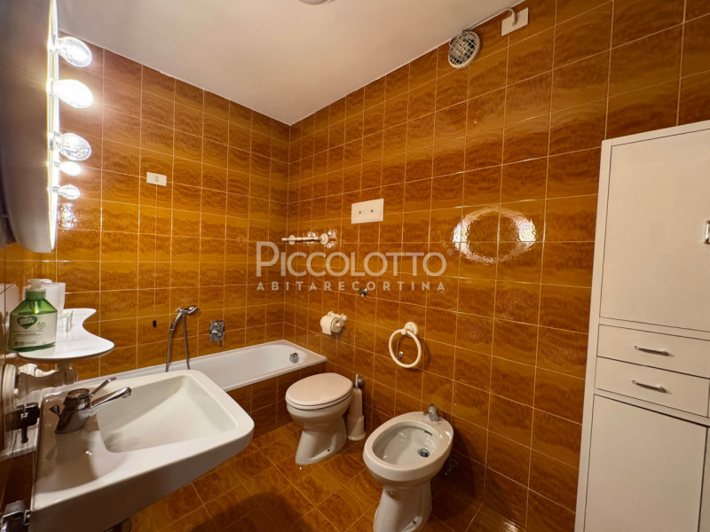 Rif. A5329 - Cortina d'Ampezzo - Località Incantevole - immerso nel verde a solo 10 minuti dal ce...