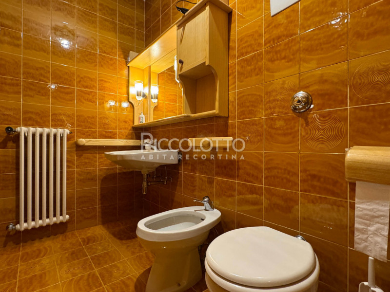 Rif. A5329 - Cortina d'Ampezzo - Località Incantevole - immerso nel verde a solo 10 minuti dal ce...