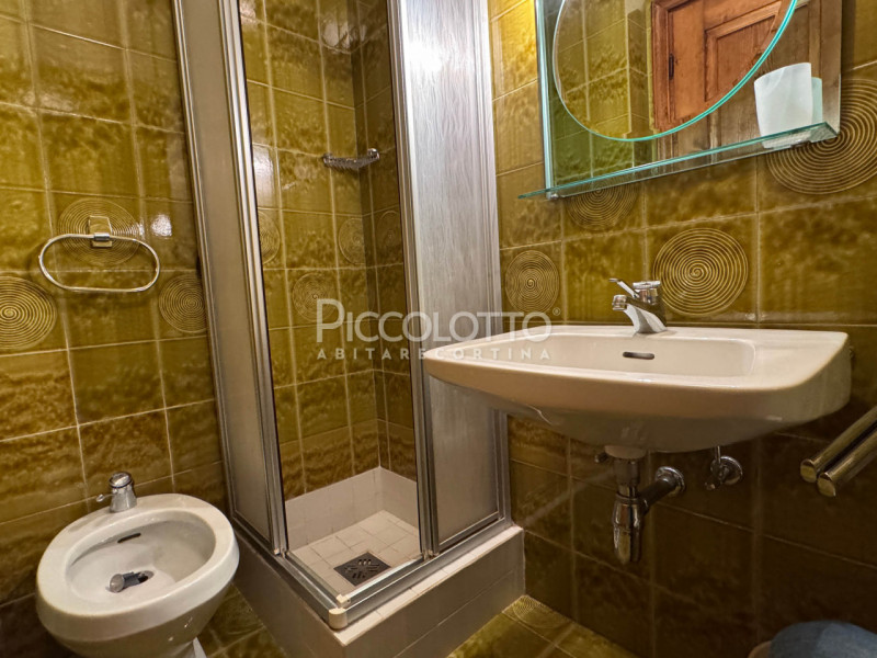 Rif. A5329 - Cortina d'Ampezzo - Località Incantevole - immerso nel verde a solo 10 minuti dal ce...