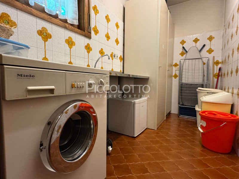 Rif. A5329 - Cortina d'Ampezzo - Località Incantevole - immerso nel verde a solo 10 minuti dal ce...