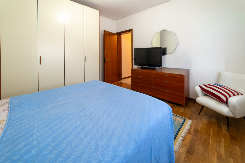 PIOVE DI SACCO zona ex piscina - In piccolo contesto condominiale APPARTAMENTO al primo piano in ...