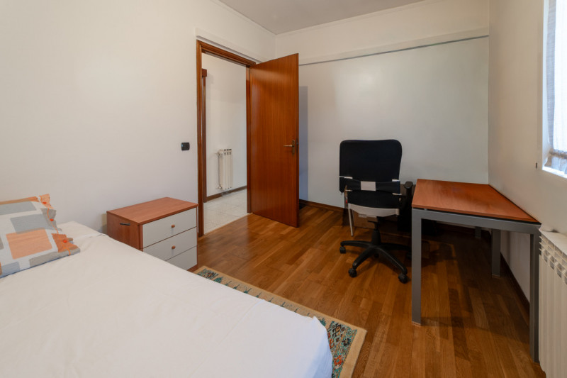 PIOVE DI SACCO zona ex piscina - In piccolo contesto condominiale APPARTAMENTO al primo piano in ...