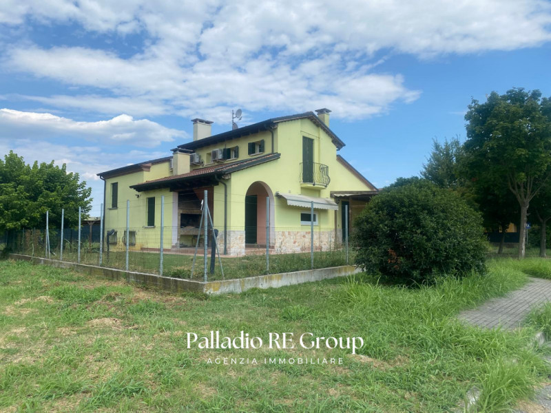 Villaga Vendita Casa singola terratetto