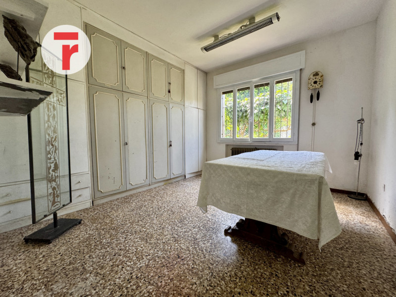 Vigonza - loc. San Vito. Situato in un contesto residenziale e tranquillo, in una via chiusa cost...