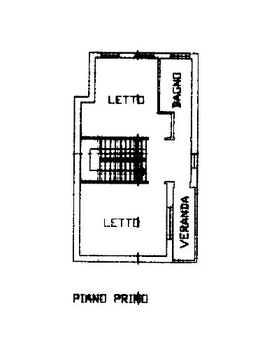 A Ponso, località Bresega, proponiamo in vendita porzione di bifamiliare con cortile e terreno su...