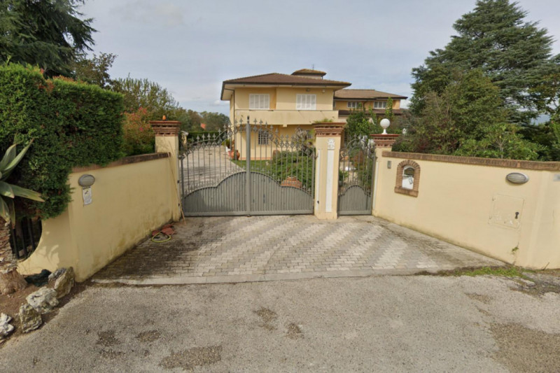 Latina Vendita Villa