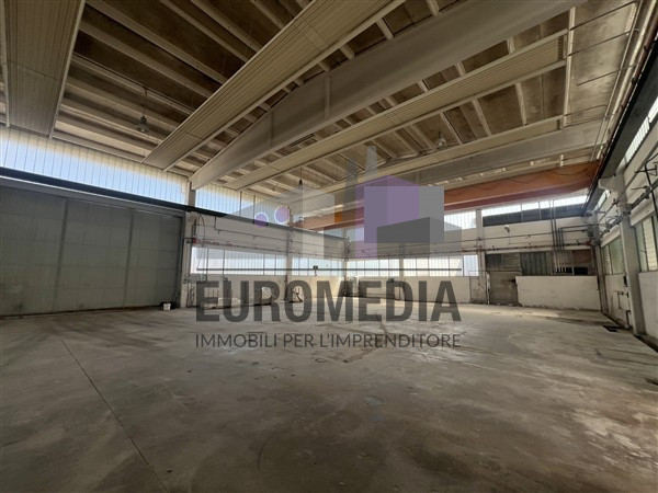 Rif. 1356 – ANTONIO – Per informazioni: 338.4892021
EUROMEDIA propone in vendita un interessante ...