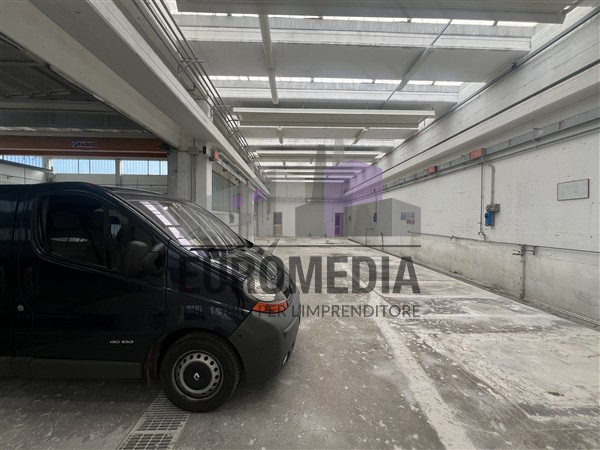 Rif. 1356 – ANTONIO – Per informazioni: 338.4892021
EUROMEDIA propone in vendita un interessante ...