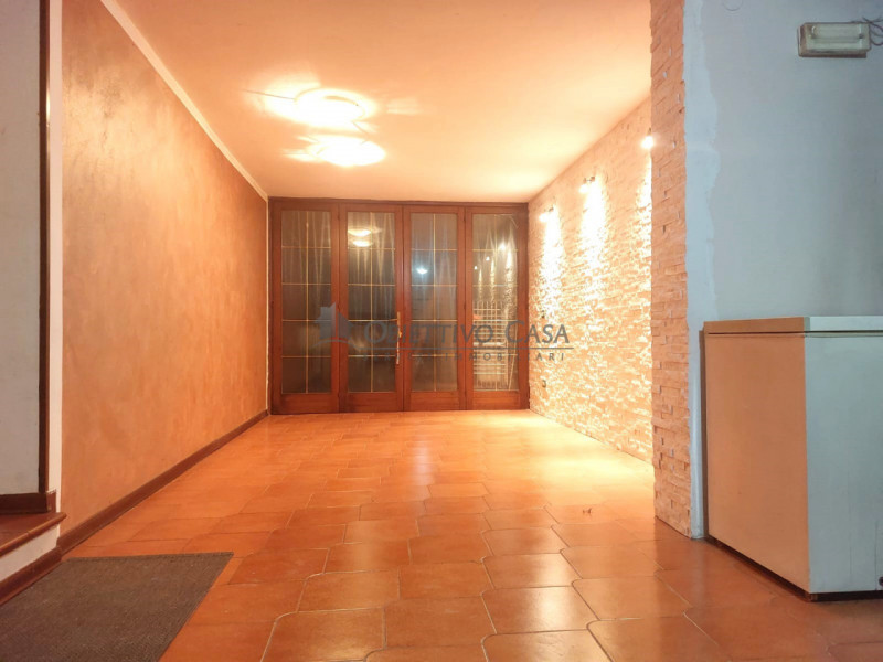 Rif. AT217 – Ad Abano Terme, proponiamo in vendita un'esclusiva soluzione abitativa di testa, ind...