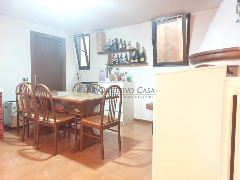 Rif. AT217 – Ad Abano Terme, proponiamo in vendita un'esclusiva soluzione abitativa di testa, ind...