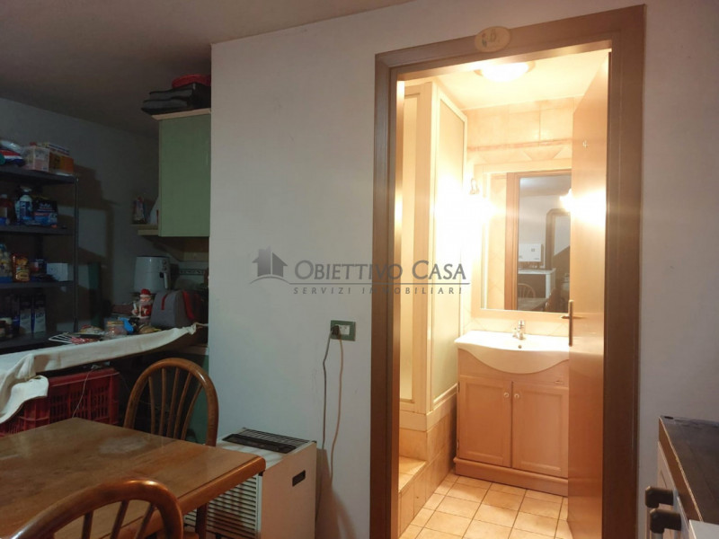 Rif. AT217 – Ad Abano Terme, proponiamo in vendita un'esclusiva soluzione abitativa di testa, ind...