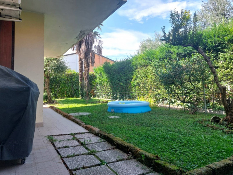 Rif. AT217 – Ad Abano Terme, proponiamo in vendita un'esclusiva soluzione abitativa di testa, ind...