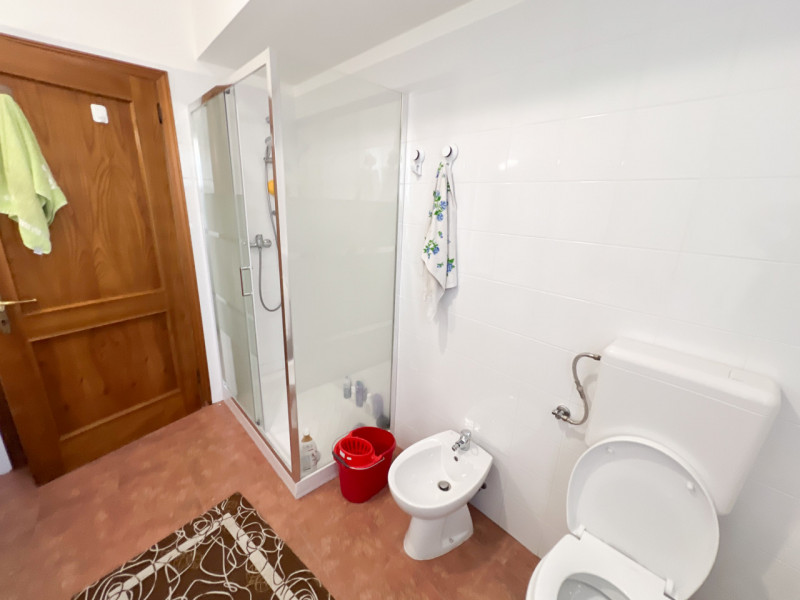 PER STUDENTI/RICERCATORI/DOTTORANDI

Disponibile intero appartamento al piano terra con 2 STANZE ...