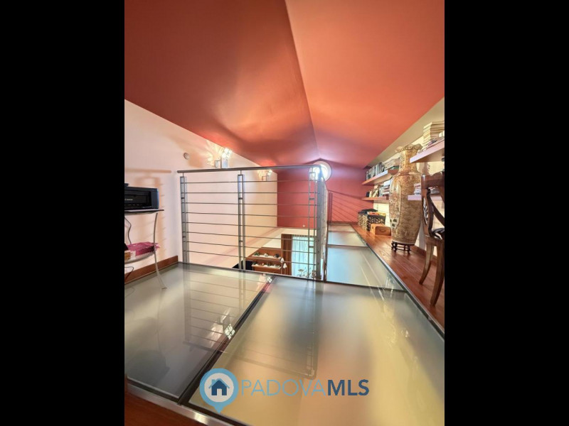 Immobile in esclusiva al Gruppo Padova MLS
PONSO: paesino a 5 km da Este, contesto silenzioso ed ...