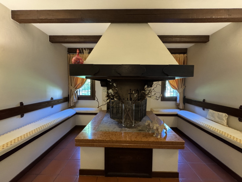 Rif.BC234  (Per info: Daniel +39 3939878704)

Proponiamo in vendita una VILLA SINGOLA immersa nel...