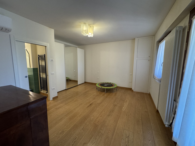 Rif.BC234  (Per info: Daniel +39 3939878704)

Proponiamo in vendita una VILLA SINGOLA immersa nel...