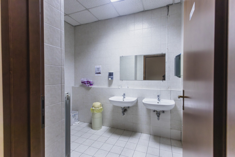 Nel prestigioso contesto del centro direzionale di Vicenza Ovest Palazzo ORO, proponiamo in vendi...