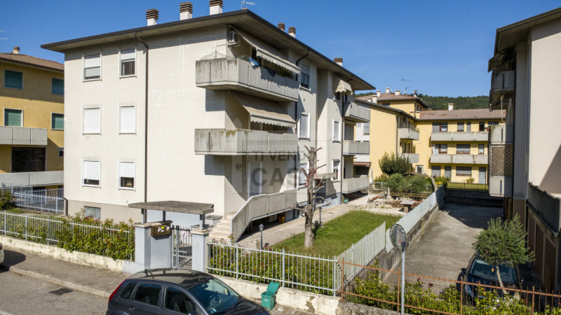 Montecchia di Crosara Vendita Appartamento quadrilocale