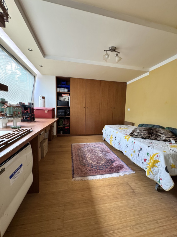 Casa immersa nel verde

Trattative riservate Immobiliare Unica Colceresa via Marconi 2 - 04241590...