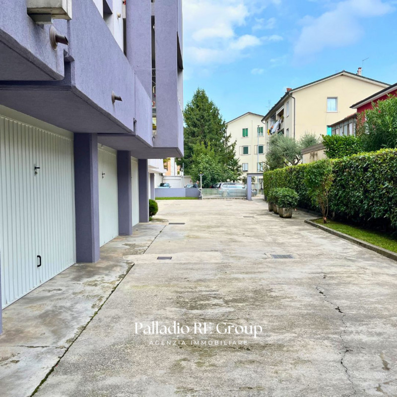 Scoprite il vostro nuovo spazio abitativo nel cuore di Santa Bertilla, una delle zone più ricerca...