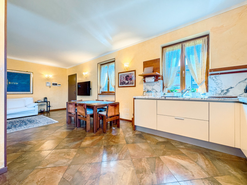 Reihenhaus zum Verkauf in Bolzano Novarese, in einer Wohnanlage mit Pool