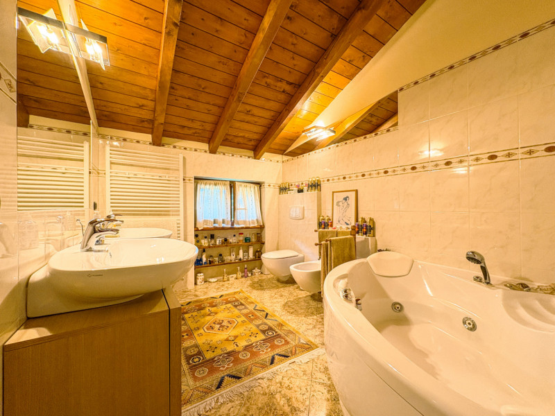 Reihenhaus zum Verkauf in Bolzano Novarese, in einer Wohnanlage mit Pool