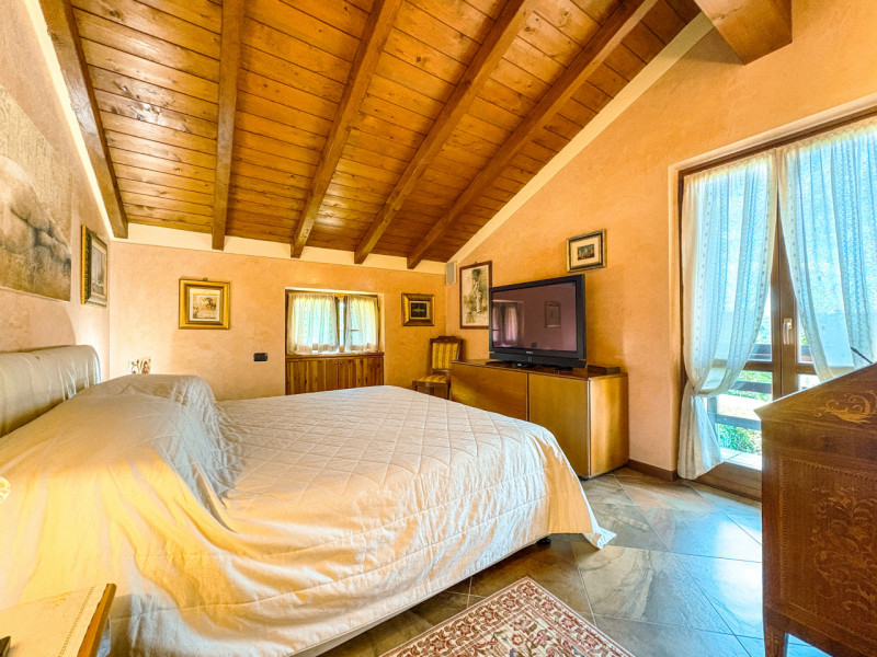 Reihenhaus zum Verkauf in Bolzano Novarese, in einer Wohnanlage mit Pool