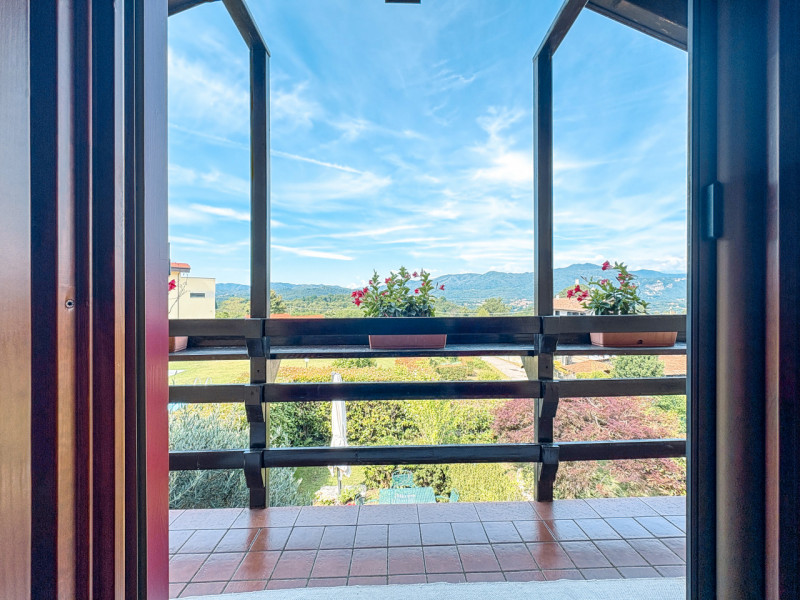 Reihenhaus zum Verkauf in Bolzano Novarese, in einer Wohnanlage mit Pool