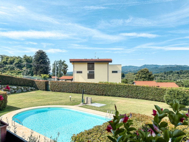 Reihenhaus zum Verkauf in Bolzano Novarese, in einer Wohnanlage mit Pool