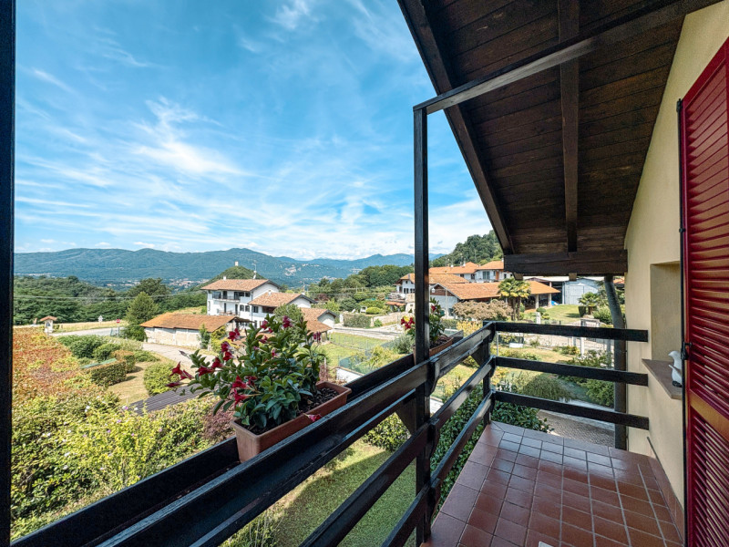 Reihenhaus zum Verkauf in Bolzano Novarese, in einer Wohnanlage mit Pool