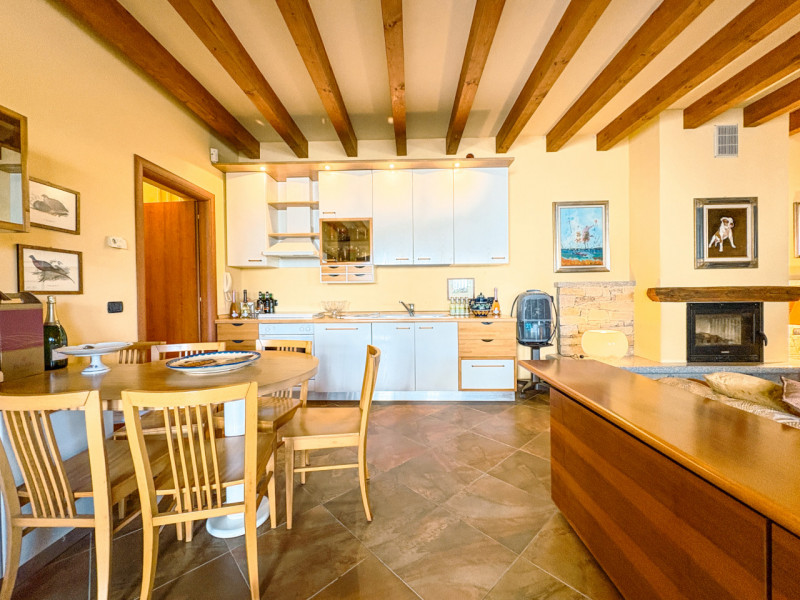 Reihenhaus zum Verkauf in Bolzano Novarese, in einer Wohnanlage mit Pool