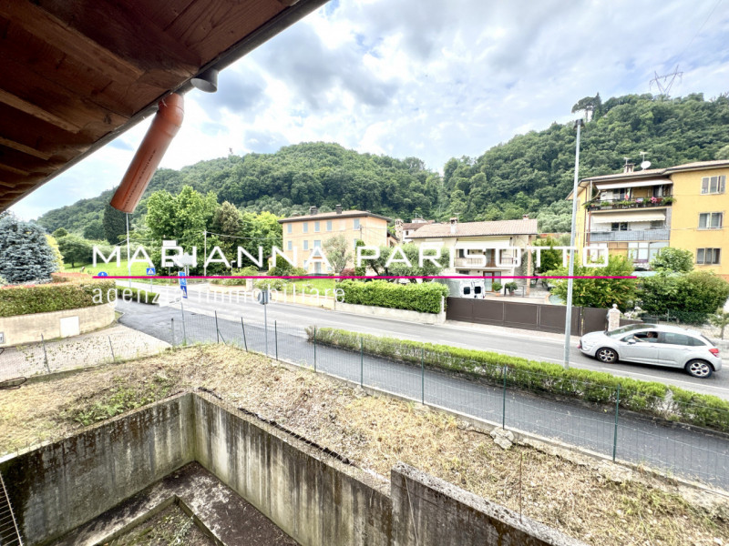 Immagina di costruire la tua casa nel cuore della Destra Brenta, circondata dal verde, dalla quie...