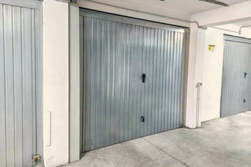 San Giovanni la Punta Vendita Posto auto singolo